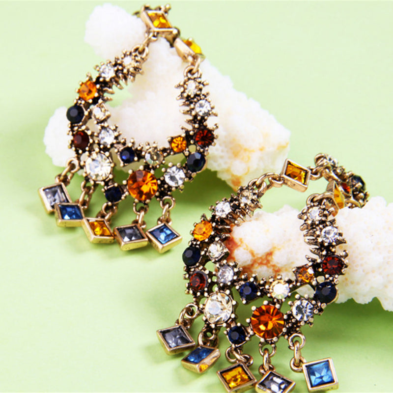 Minimalist Balck Lucky Floral Necklaces